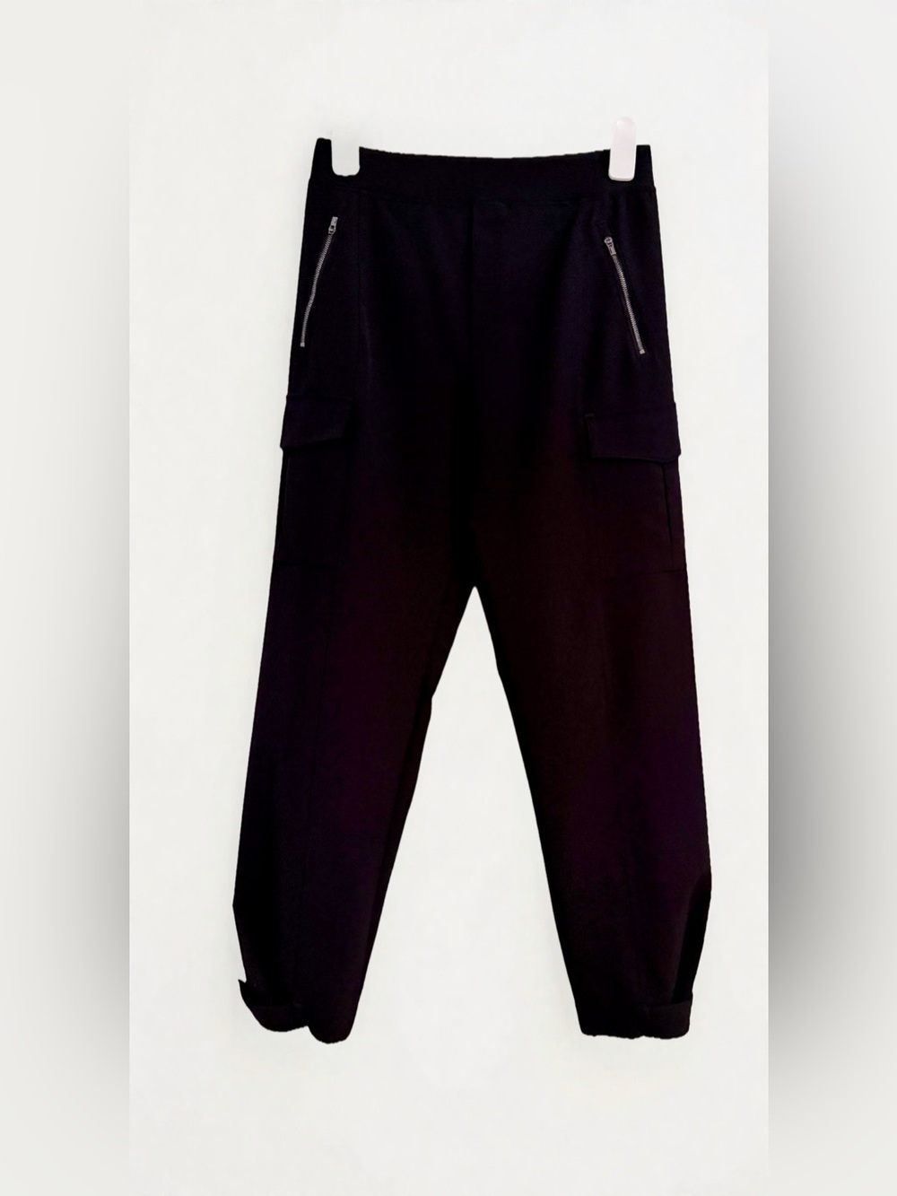Athleta Women’s Black Cargo Pants with Zip Pockets